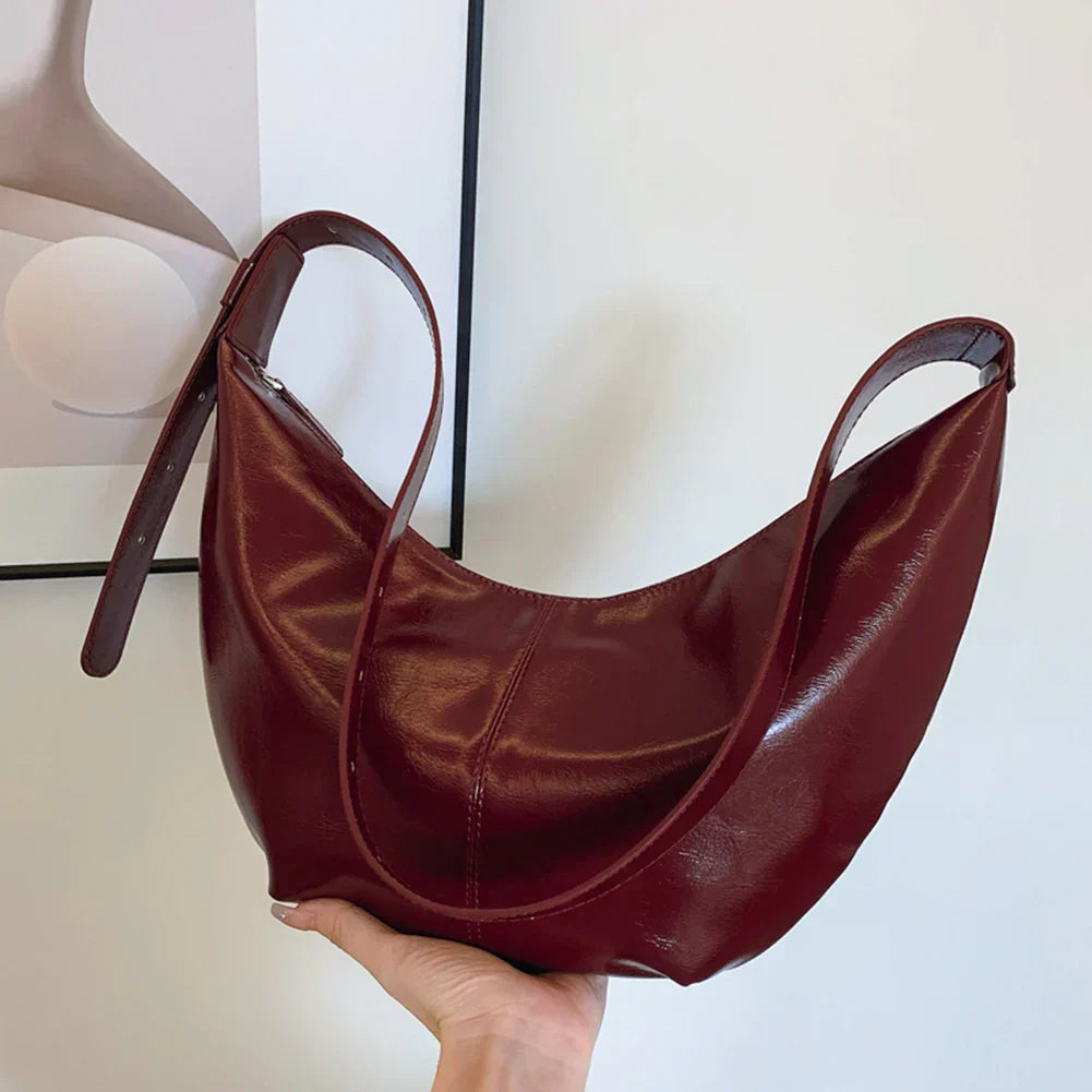 Ava Luxe Hobo Handtas